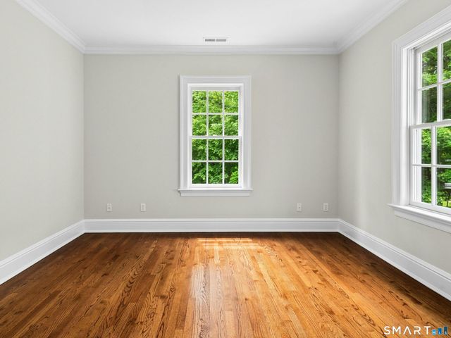 107 Raymond Street, Darien, CT 06820