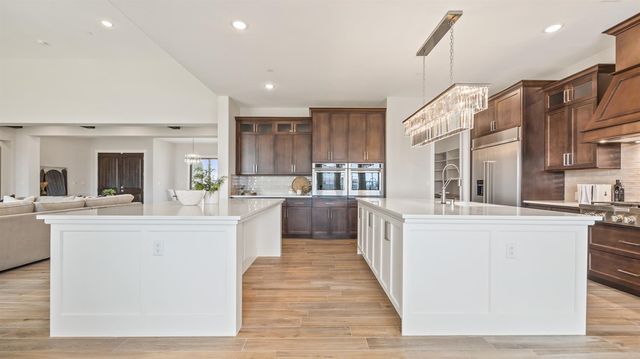 19618 Ventana Hills Drive, Clovis, CA 93619