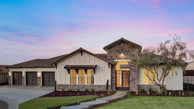 19618 Ventana Hills Drive, Clovis, CA 93619