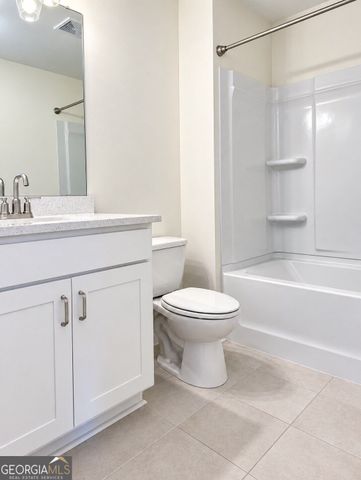 78 Auburn Woods Drive, Auburn, GA 30011