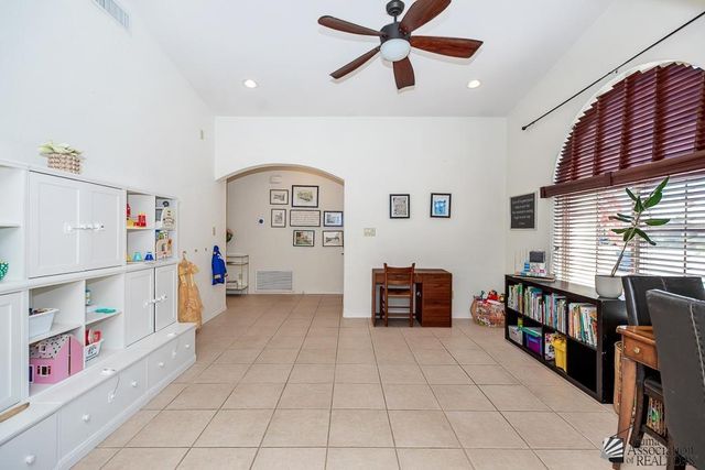 10292 S Galaxy Ave, Yuma, AZ 85367