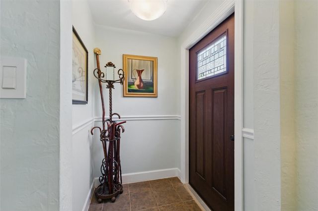2251 8TH AVENUE N, St Petersburg, FL 33713