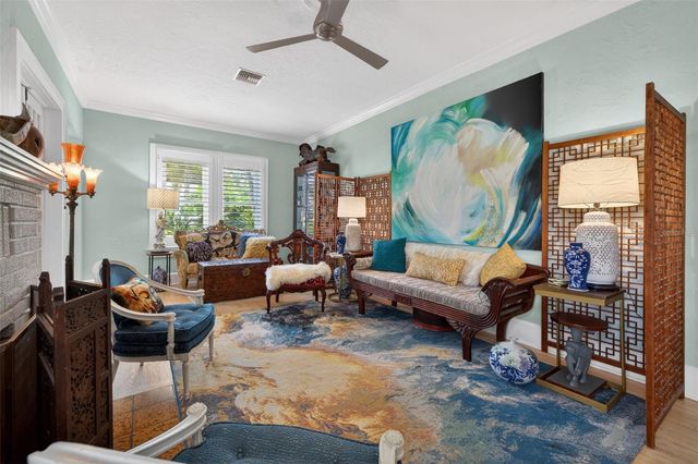 2251 8TH AVENUE N, St Petersburg, FL 33713