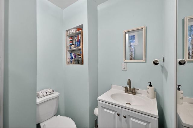 2251 8TH AVENUE N, St Petersburg, FL 33713