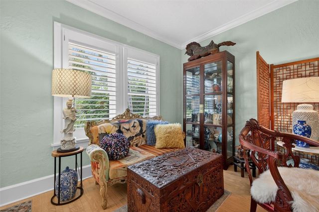 2251 8TH AVENUE N, St Petersburg, FL 33713