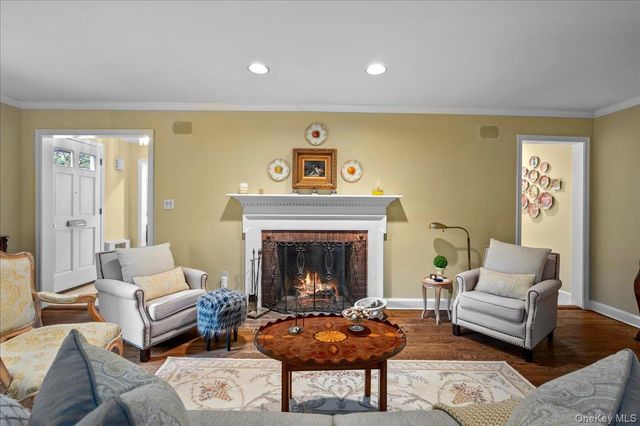 35 Mount Joy Avenue, Scarsdale, NY 10583