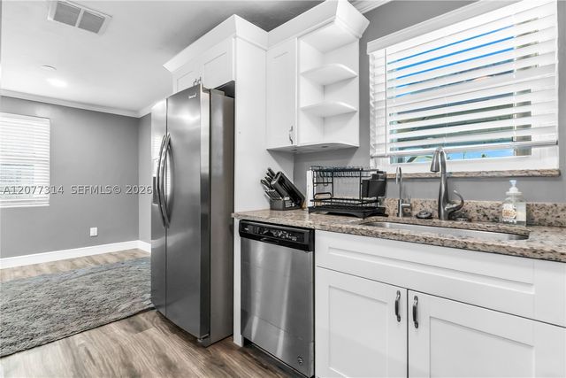 841 NE 59th St, Oakland Park, FL 33334