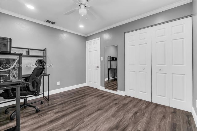 841 NE 59th St, Oakland Park, FL 33334