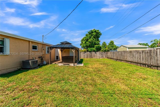 841 NE 59th St, Oakland Park, FL 33334