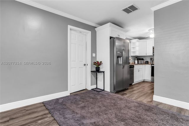 841 NE 59th St, Oakland Park, FL 33334
