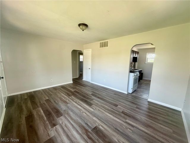 4816 E 173rd Street, Cleveland, OH 44128