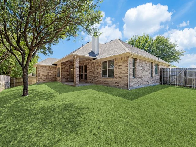 504 Hidden Meadow Court, Desoto, TX 75115