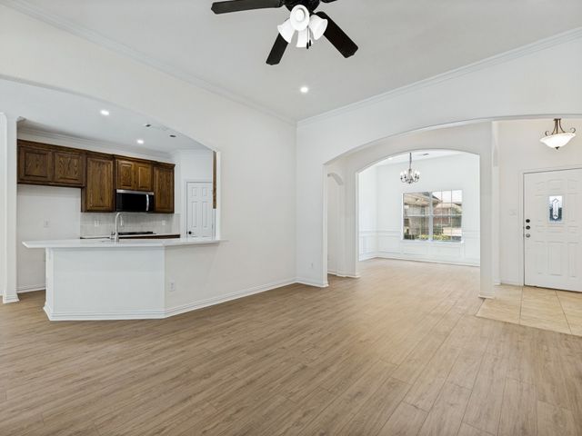 504 Hidden Meadow Court, Desoto, TX 75115