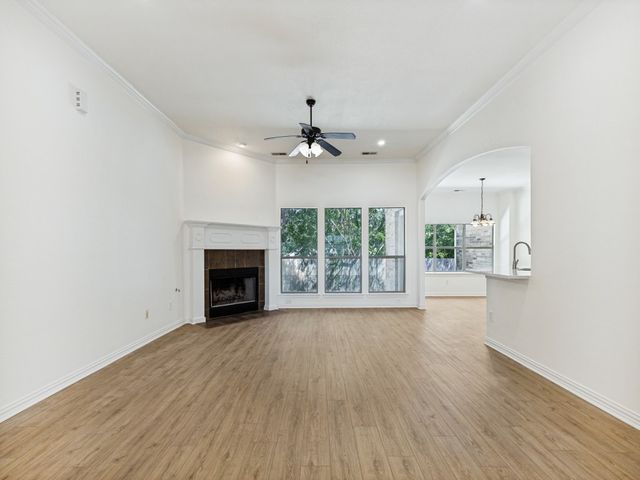 504 Hidden Meadow Court, Desoto, TX 75115