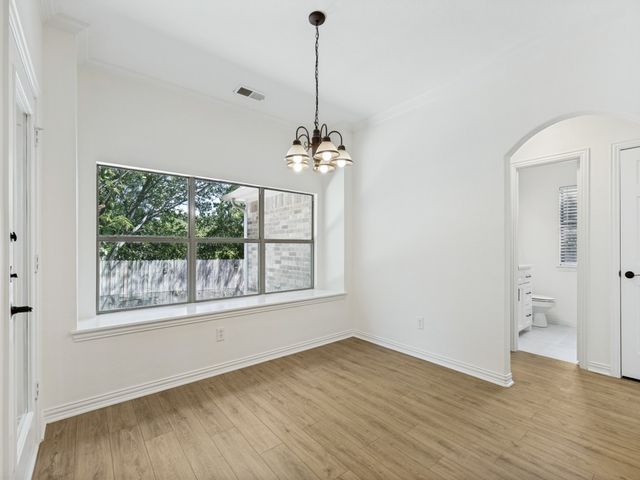 504 Hidden Meadow Court, Desoto, TX 75115