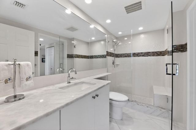 700 E Boynton Beach Boulevard 1006, Boynton Beach, FL 33435