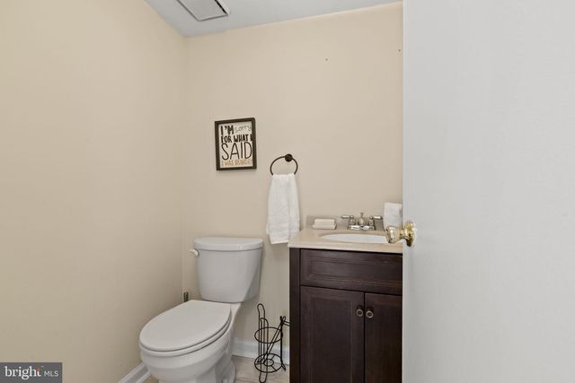 52 KANABE DR, Westampton, NJ 08060