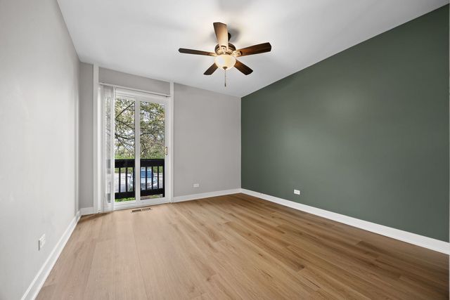 5505 Lakeside Drive 2F, Lisle, IL 60532