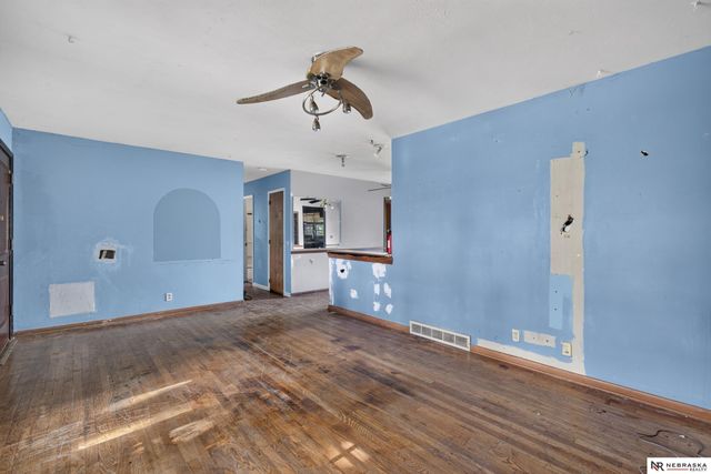 1508 N 94th Street, Omaha, NE 68114