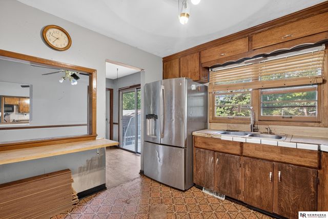1508 N 94th Street, Omaha, NE 68114