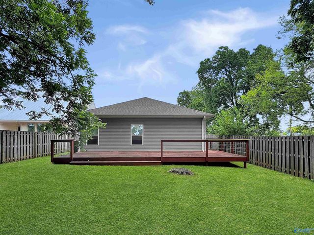 3605 7th Avenue SW, Huntsville, AL 35805