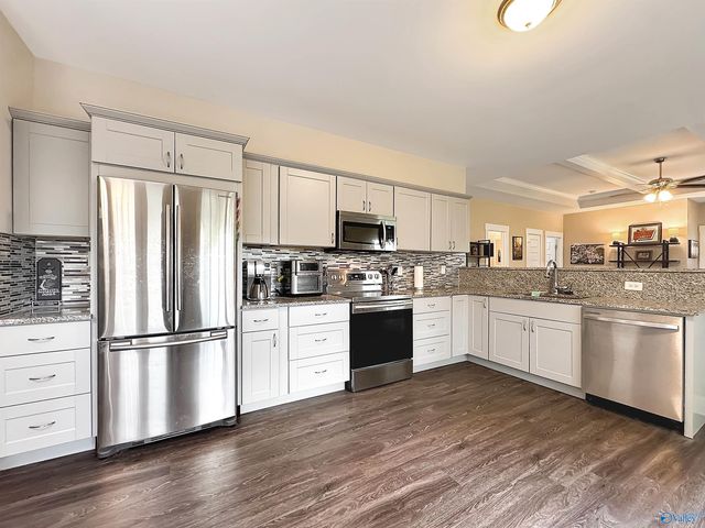 3605 7th Avenue SW, Huntsville, AL 35805