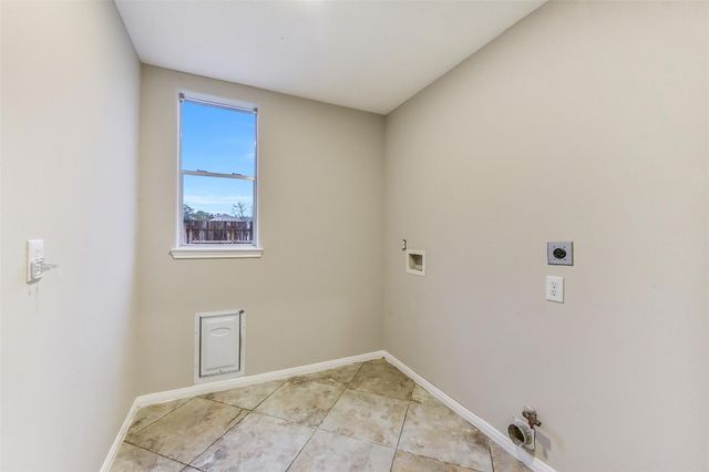 1107 Sunset Lakes Drive, Pearland, TX 77581