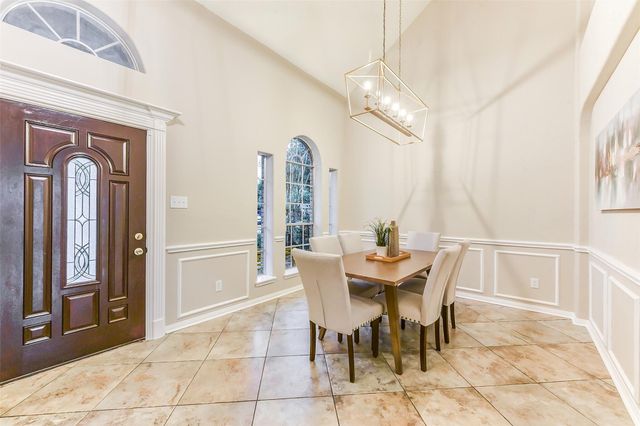 1107 Sunset Lakes Drive, Pearland, TX 77581