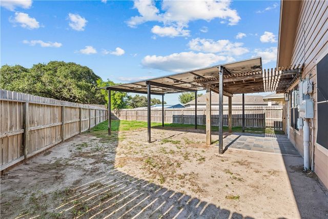 1126 Fallow, Corpus Christi, TX 78418