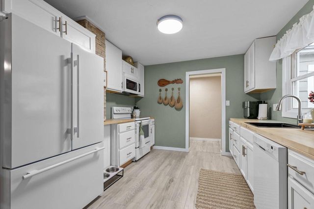 141 PLUMMER AVENUE, Neenah, WI 54956