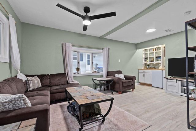 141 PLUMMER AVENUE, Neenah, WI 54956