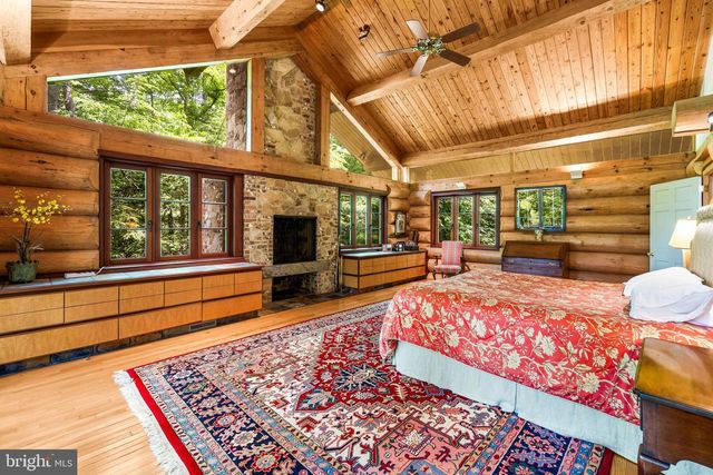 2910 HUNTER MILL RD, White Hall, MD 21161