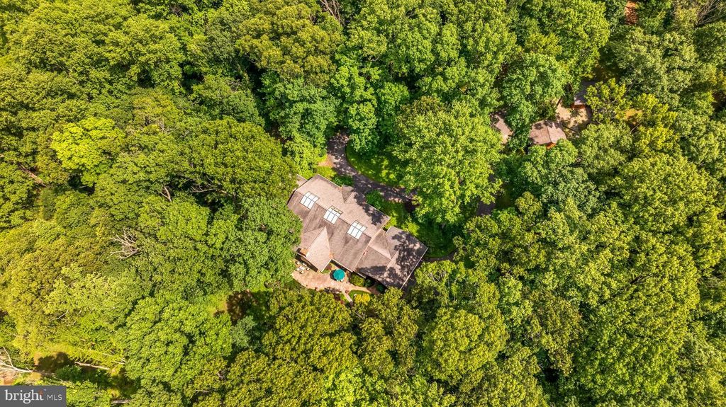 Image 48 of property listing at 2910 HUNTER MILL RD, White Hall, MD 21161