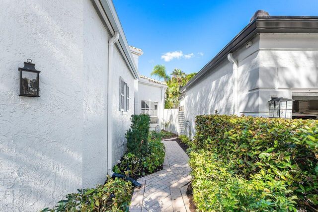 112 Sunset Bay Drive, Palm Beach Gardens, FL 33418