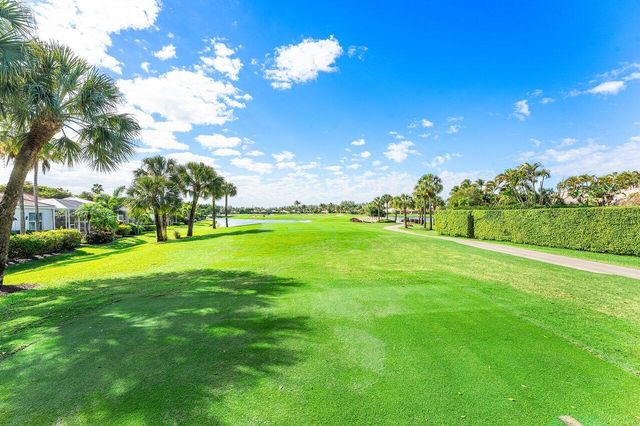 112 Sunset Bay Drive, Palm Beach Gardens, FL 33418