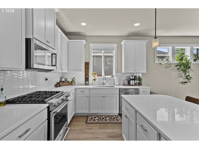 923 Nw 26TH Way, Battle Ground, WA 98604