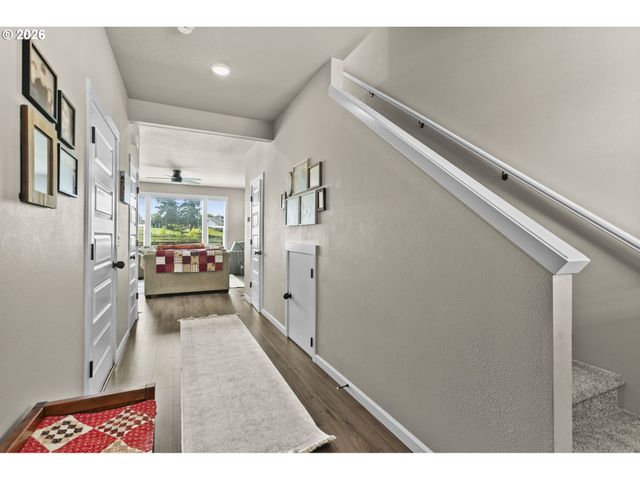 923 Nw 26TH Way, Battle Ground, WA 98604