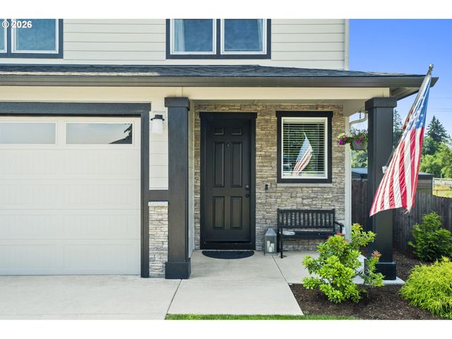 923 Nw 26TH Way, Battle Ground, WA 98604
