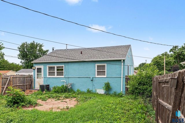 412 S Jefferson Ave Avenue, Sioux Falls, SD 57104
