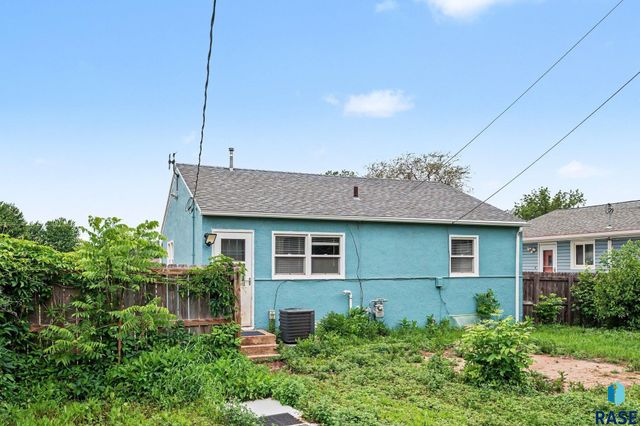 412 S Jefferson Ave Avenue, Sioux Falls, SD 57104
