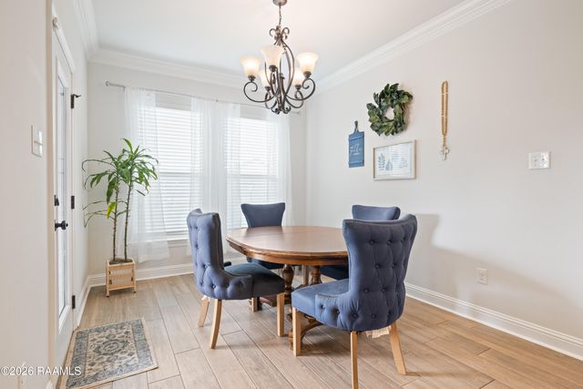 409 Atmos Energy Drive, Lafayette, LA 70506