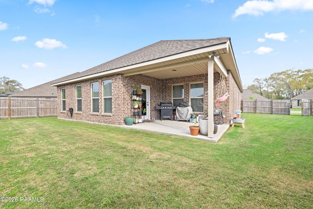 409 Atmos Energy Drive, Lafayette, LA 70506