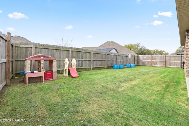 409 Atmos Energy Drive, Lafayette, LA 70506