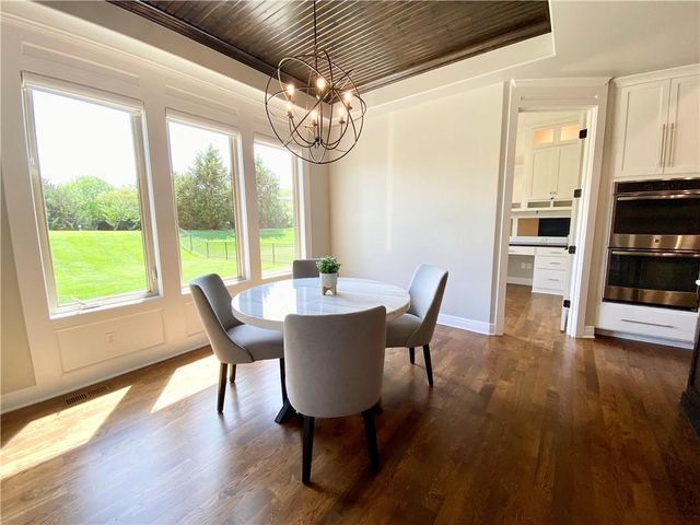 24205 W 111th Place, Olathe, KS 66061