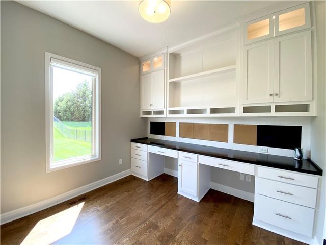 24205 W 111th Place, Olathe, KS 66061