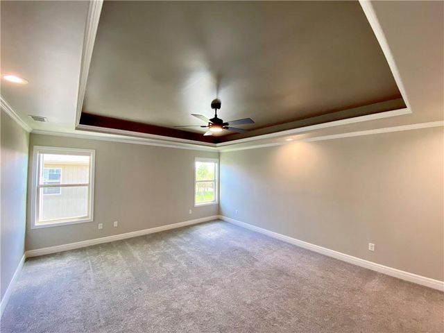 24205 W 111th Place, Olathe, KS 66061