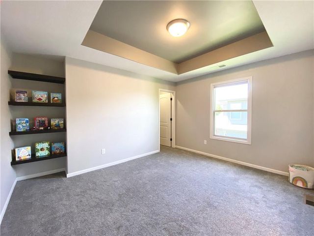 24205 W 111th Place, Olathe, KS 66061