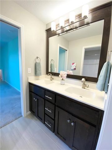 24205 W 111th Place, Olathe, KS 66061