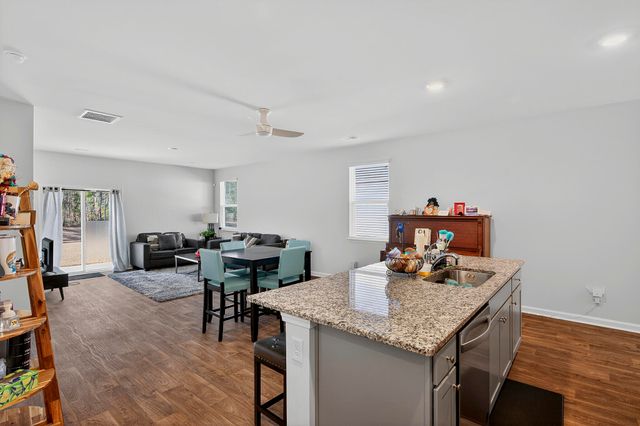 686 Ladywood Drive, Summerville, SC 29486