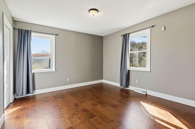 41 Valentine Branch Road, Cannon, KY 40923